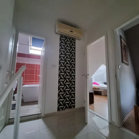Apartment Sarok