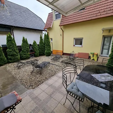 Apartment Sarok Siofok