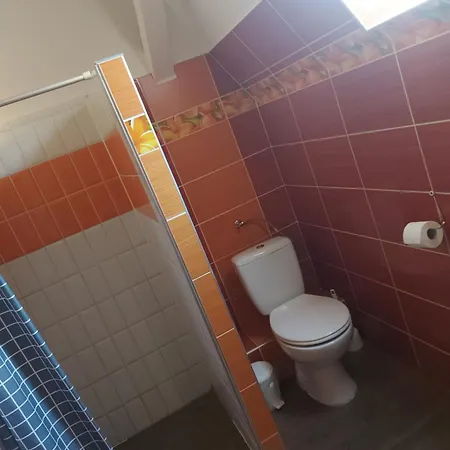 Sarok Apartment *