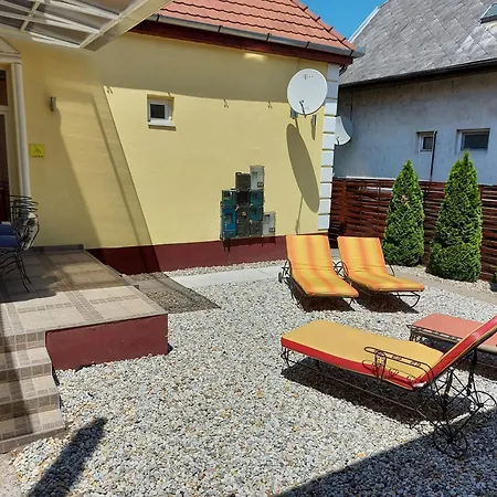 Sarok * シオーフォク