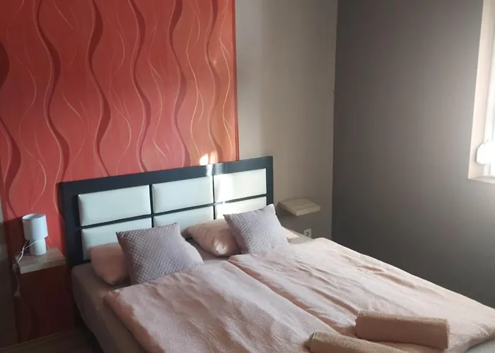 Sarok Апартаменты Шиофок