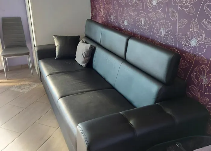 Sarok Apartment *